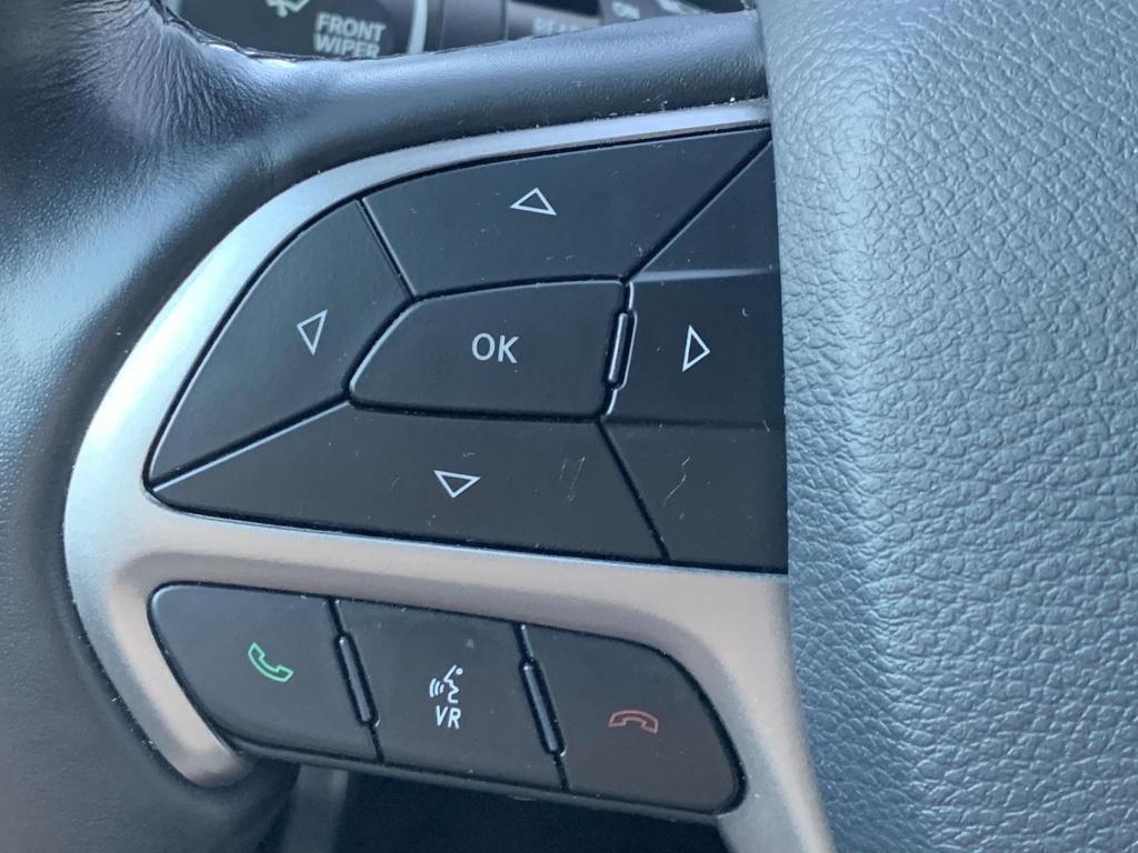 used 2021 Jeep Grand Cherokee car, priced at $20,444