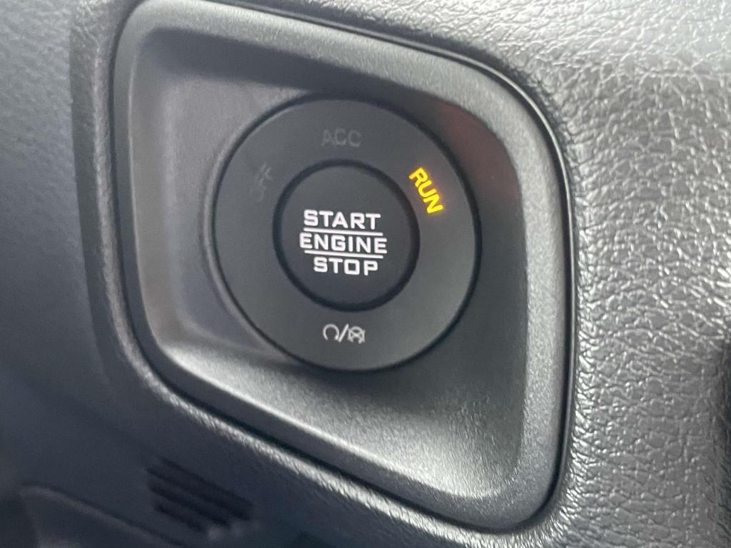 new 2025 Jeep Wrangler car, priced at $44,048