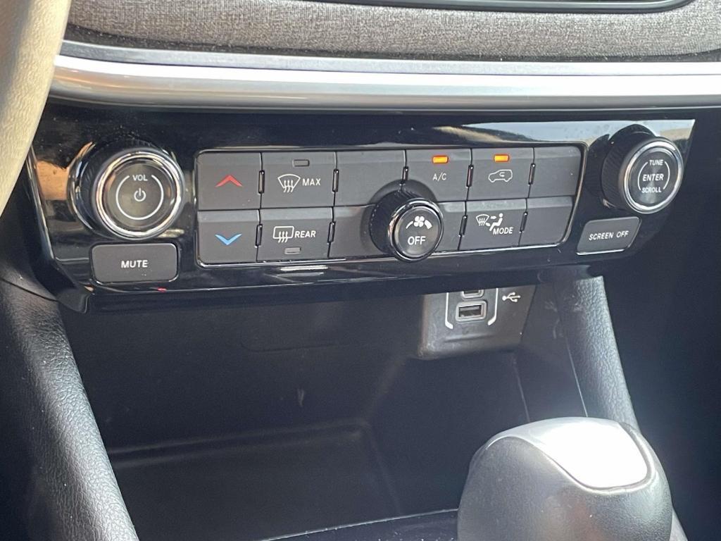 used 2024 Jeep Compass car, priced at $20,444