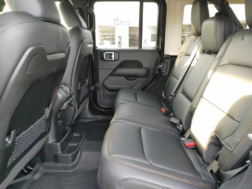 new 2025 Jeep Wrangler car, priced at $51,508