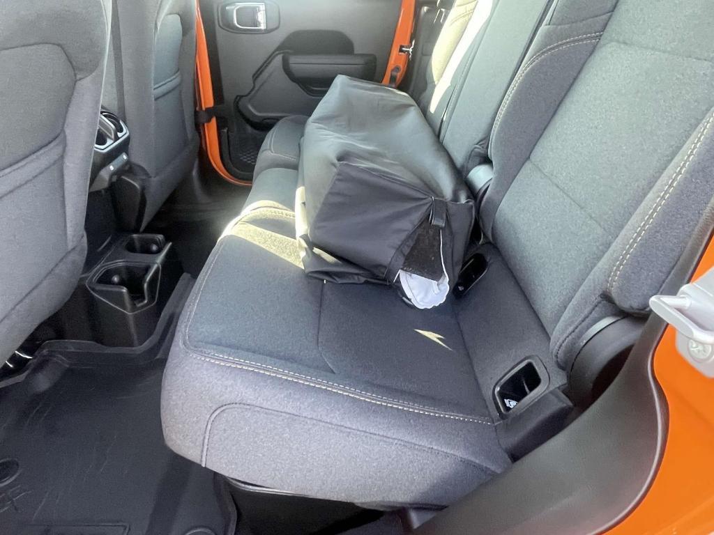 new 2025 Jeep Gladiator car, priced at $38,848
