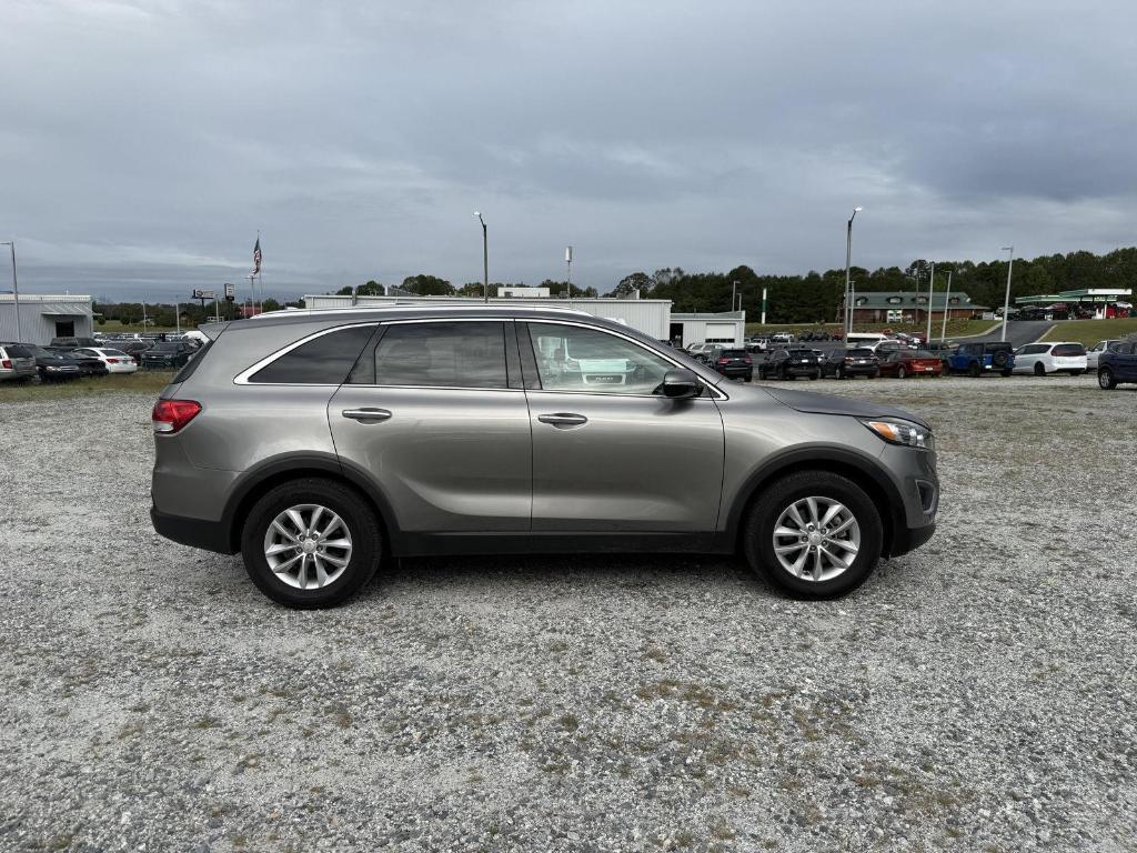 used 2018 Kia Sorento car, priced at $9,998