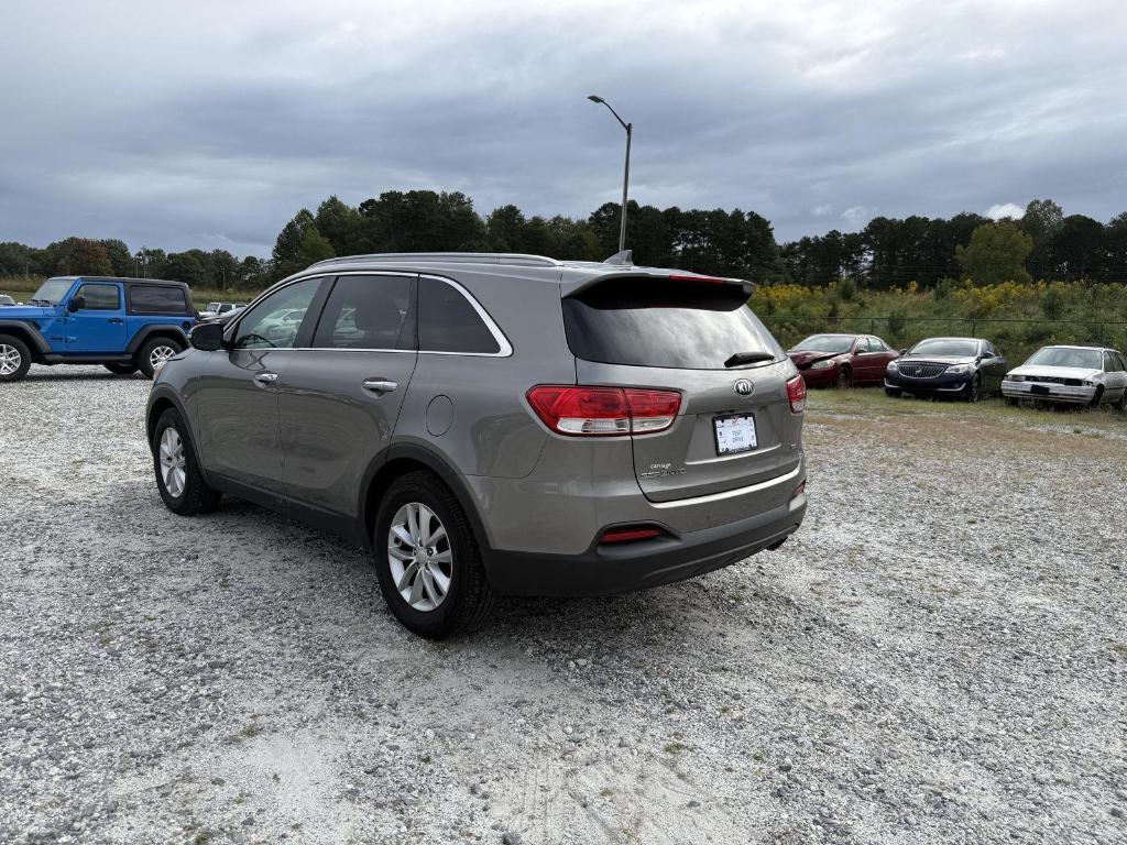 used 2018 Kia Sorento car, priced at $9,998