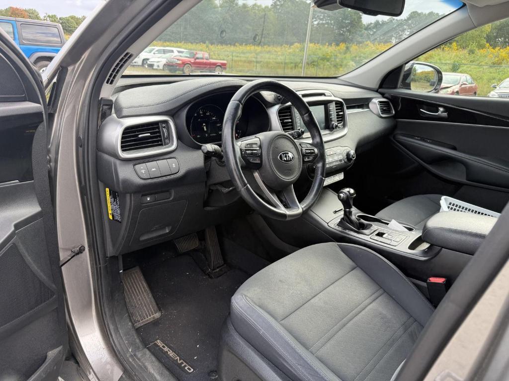 used 2018 Kia Sorento car, priced at $9,998
