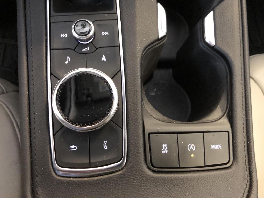 used 2023 Cadillac XT4 car, priced at $27,333