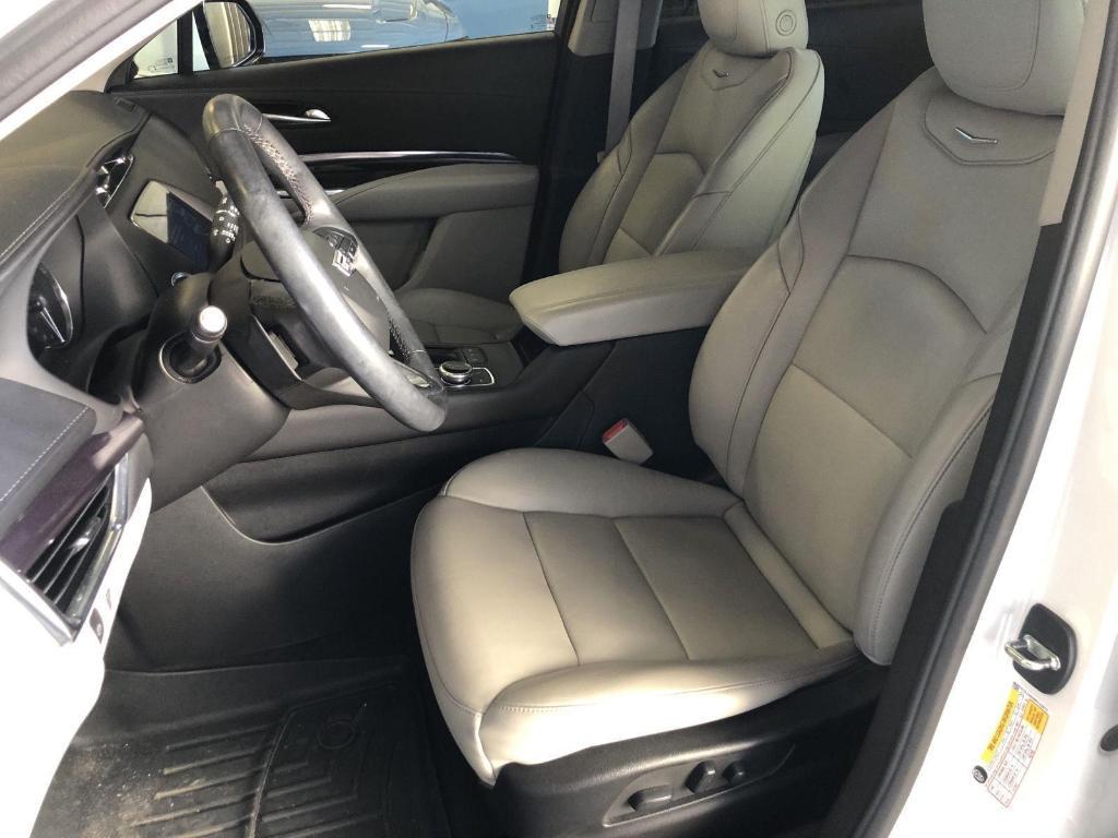 used 2023 Cadillac XT4 car, priced at $27,333