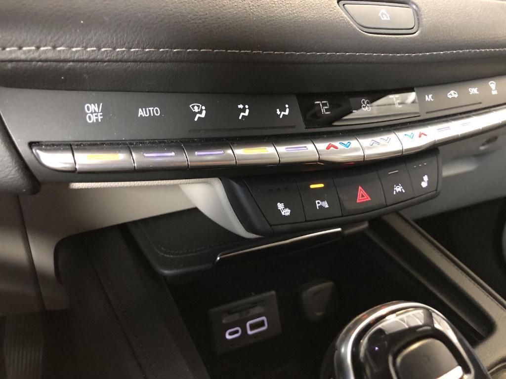 used 2023 Cadillac XT4 car, priced at $27,333