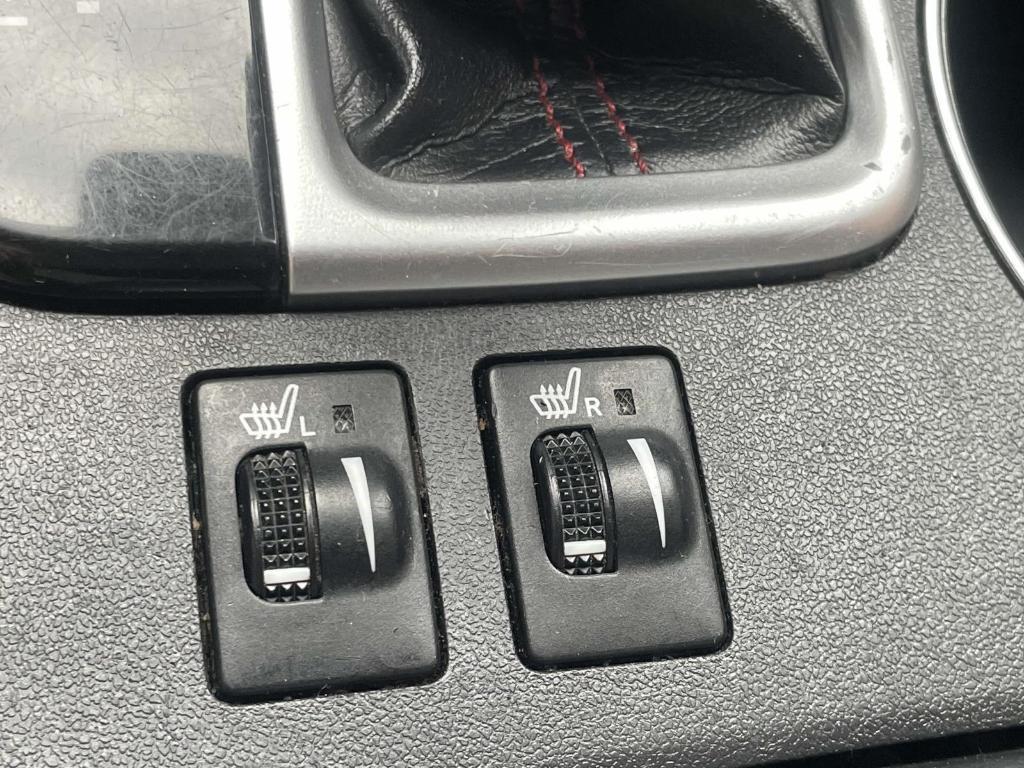 used 2019 Toyota Highlander car, priced at $26,996