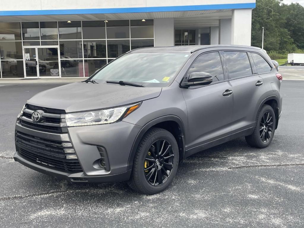 used 2019 Toyota Highlander car, priced at $26,996