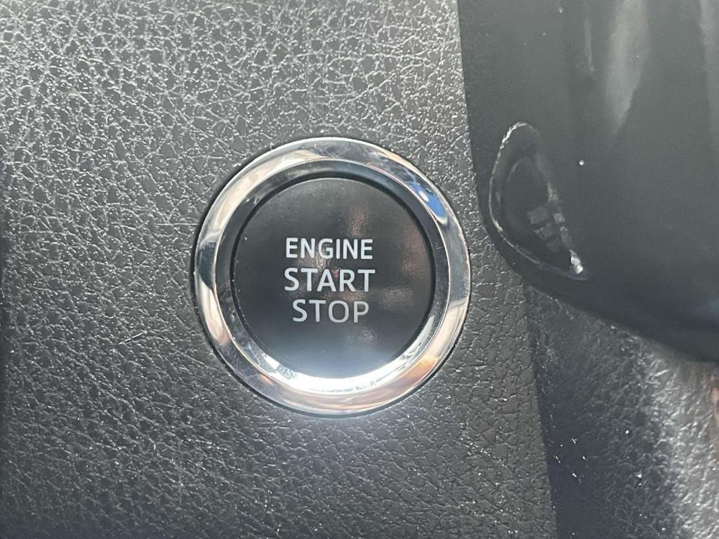 used 2019 Toyota Highlander car, priced at $26,996