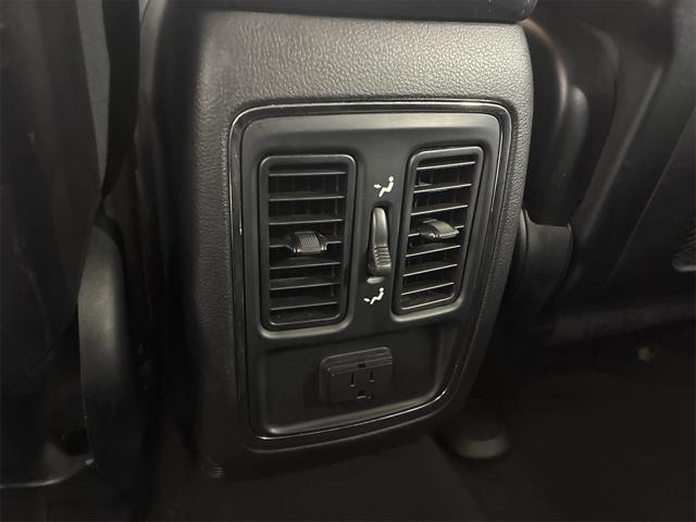 used 2013 Jeep Grand Cherokee car, priced at $9,673