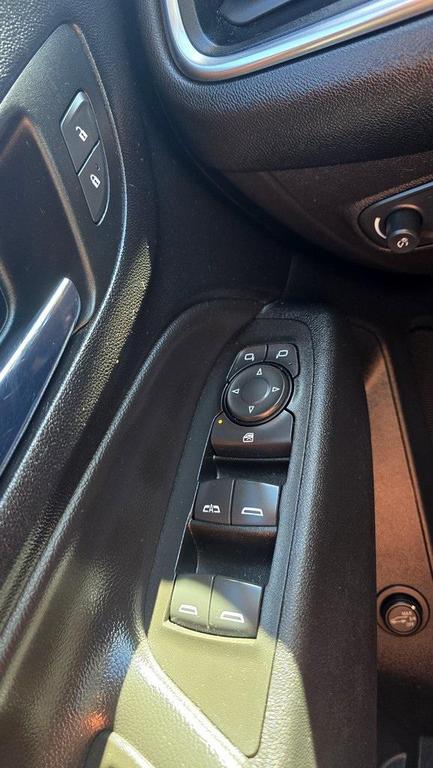 used 2022 Chevrolet Equinox car, priced at $20,610