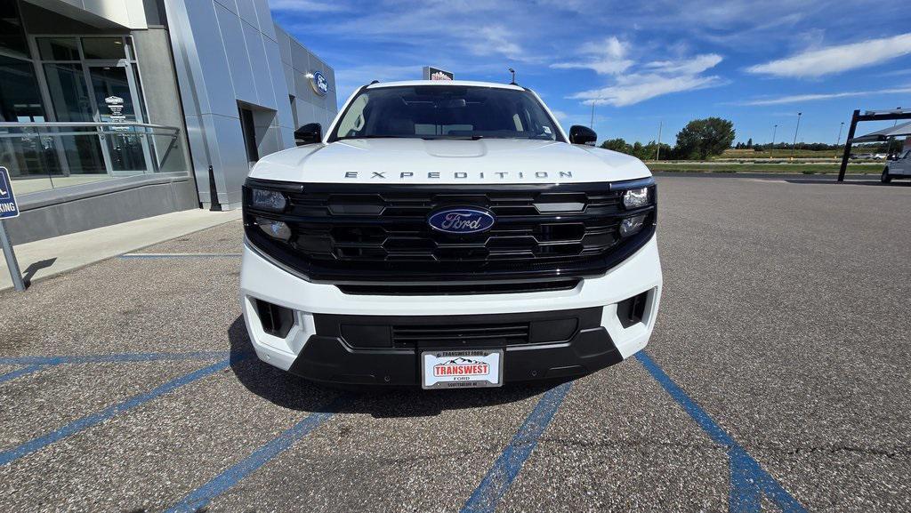 new 2025 Ford Expedition Max car, priced at $75,995