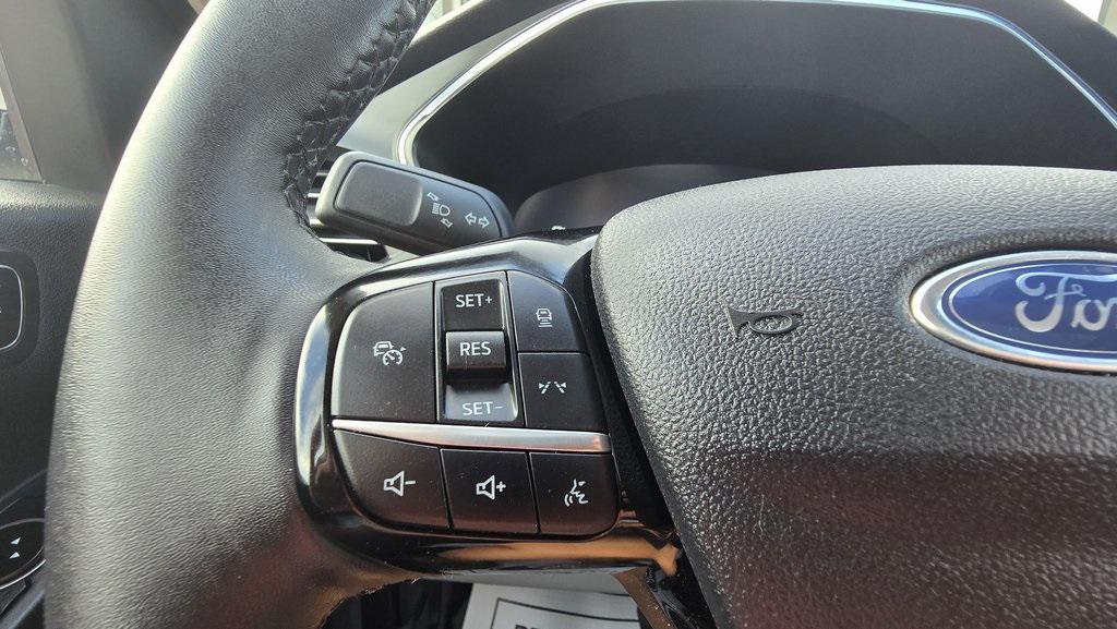 used 2023 Ford Escape car, priced at $30,967