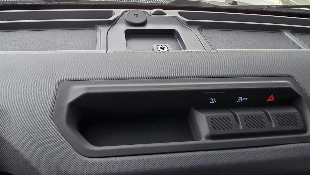 new 2025 Ford Bronco car, priced at $47,915