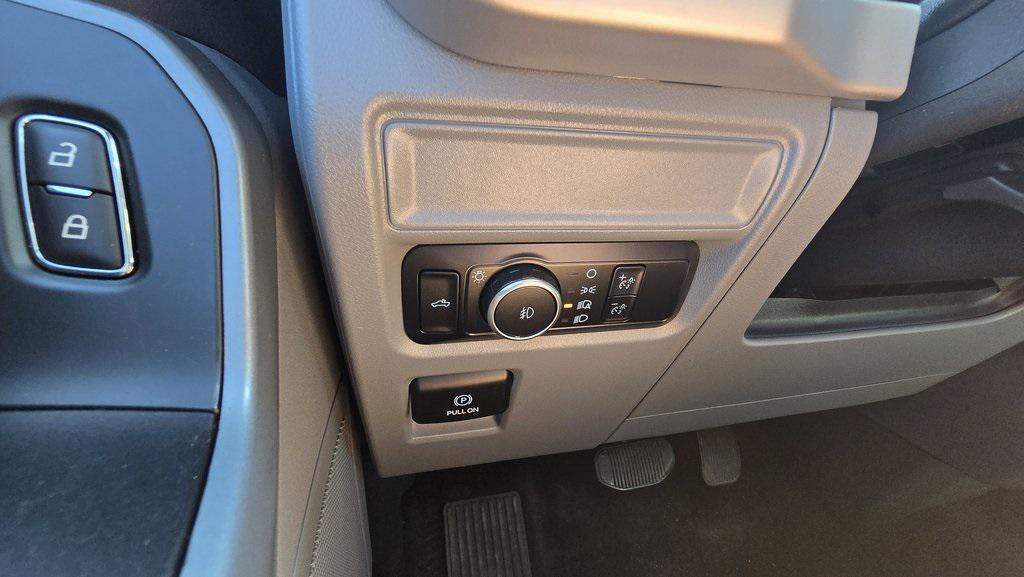 used 2022 Ford F-150 car, priced at $39,995