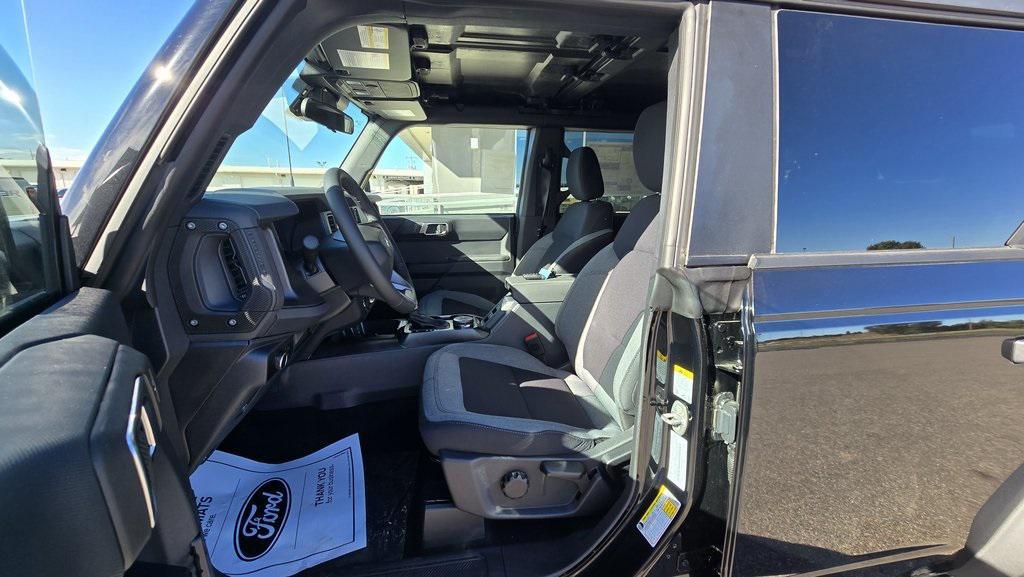 new 2025 Ford Bronco car, priced at $45,011