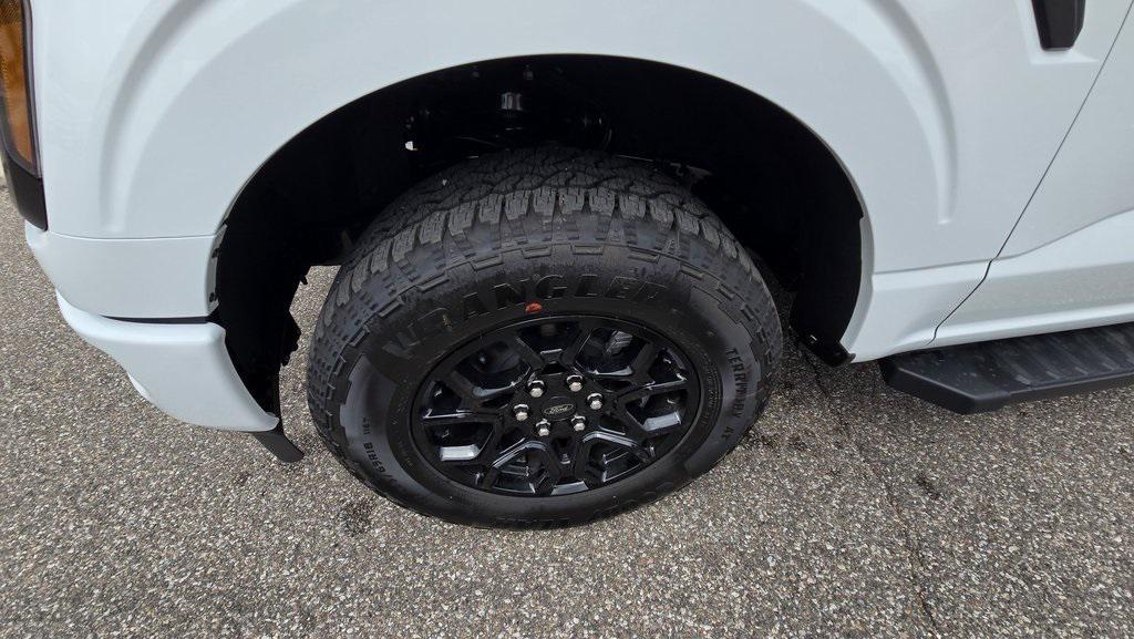 new 2025 Ford F-150 car, priced at $60,563