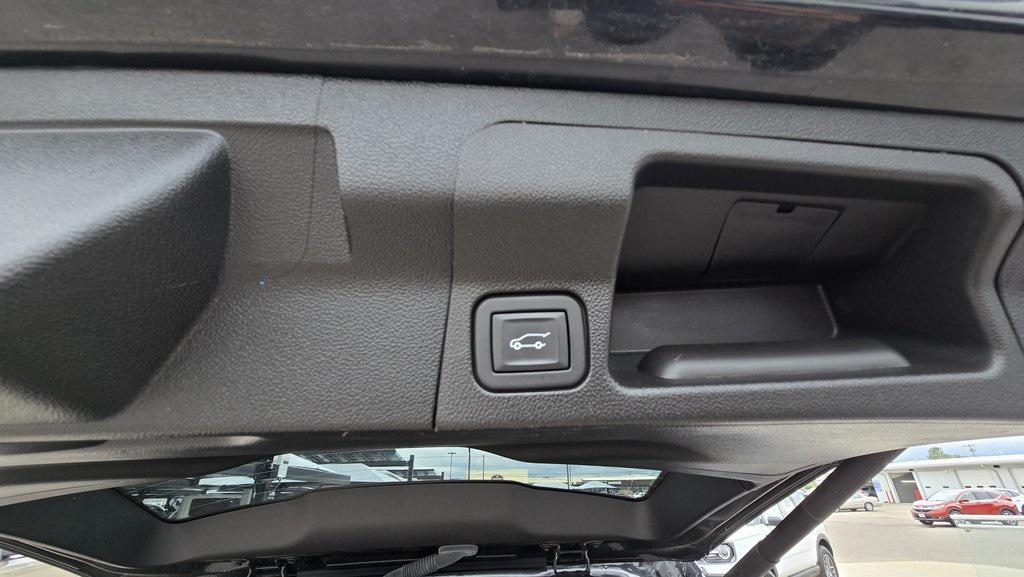 used 2023 GMC Acadia car, priced at $35,764