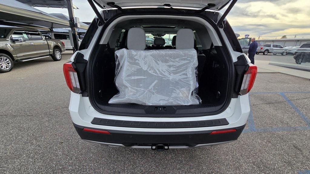 new 2026 Ford Explorer car, priced at $52,225