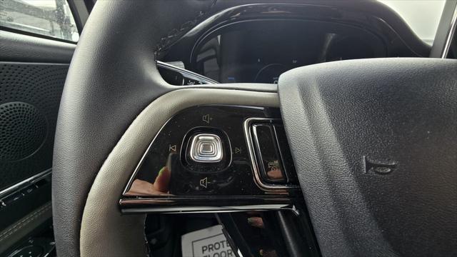 used 2023 Lincoln Corsair car, priced at $34,592
