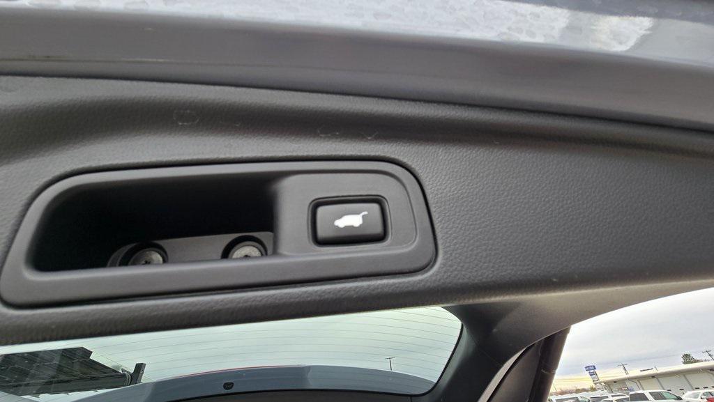 used 2022 Honda Pilot car, priced at $25,846