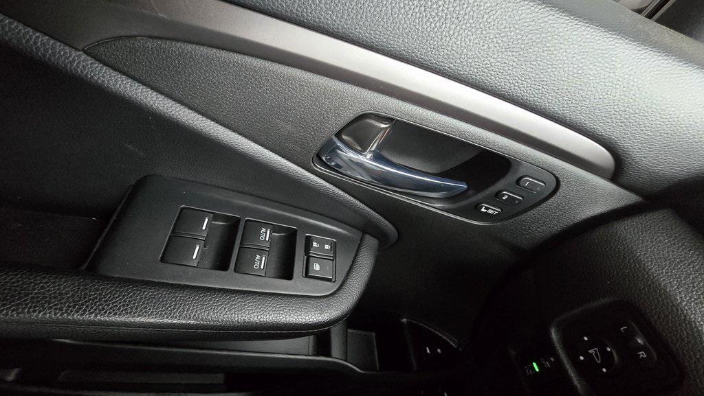 used 2022 Honda Pilot car, priced at $25,846