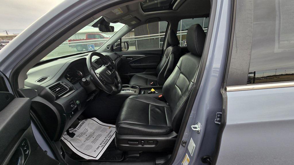 used 2022 Honda Pilot car, priced at $25,846