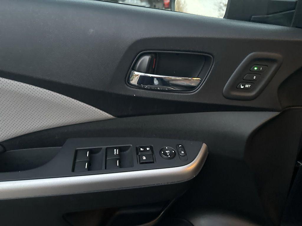 used 2015 Honda CR-V car, priced at $18,988