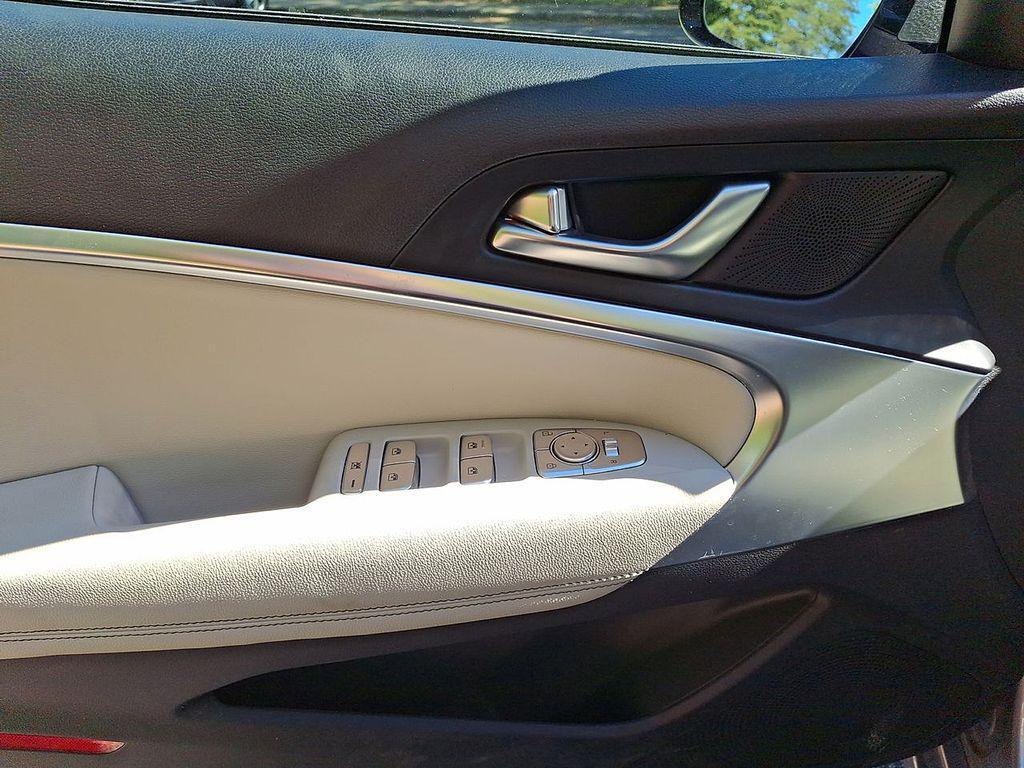 used 2025 Genesis G70 car, priced at $33,488