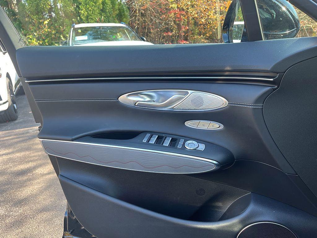 used 2025 Genesis GV70 car, priced at $41,990