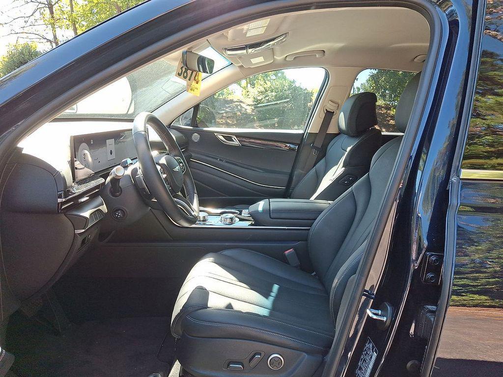 used 2025 Genesis GV80 car, priced at $46,488