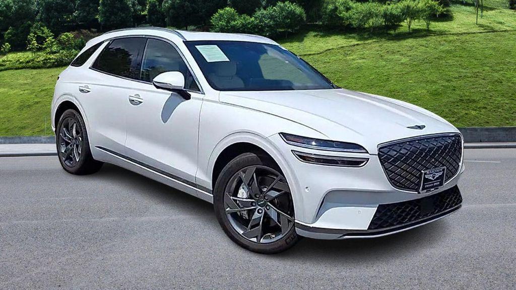 used 2025 Genesis Electrified GV70 car, priced at $50,888