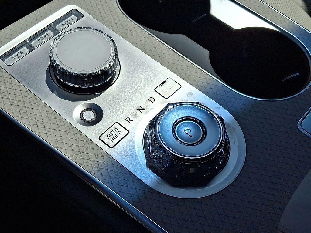 new 2025 Genesis GV80 car, priced at $82,614