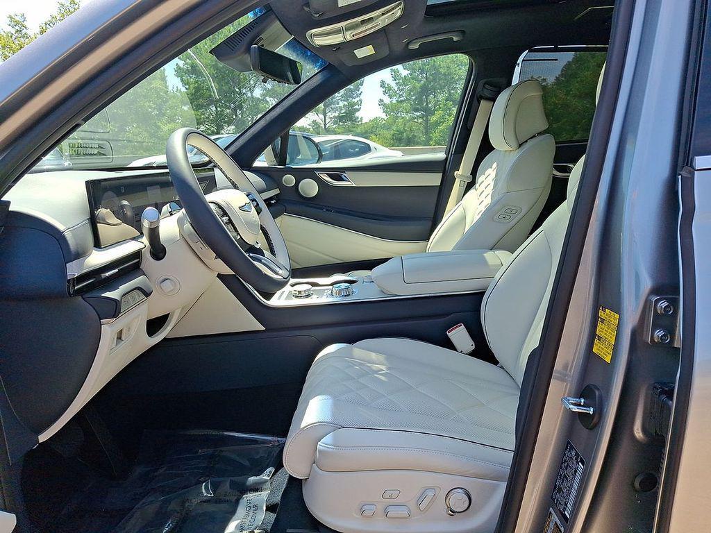 new 2025 Genesis GV80 car, priced at $82,614