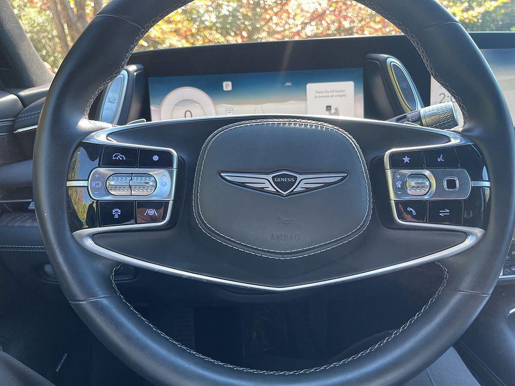 used 2023 Genesis G90 car, priced at $50,990
