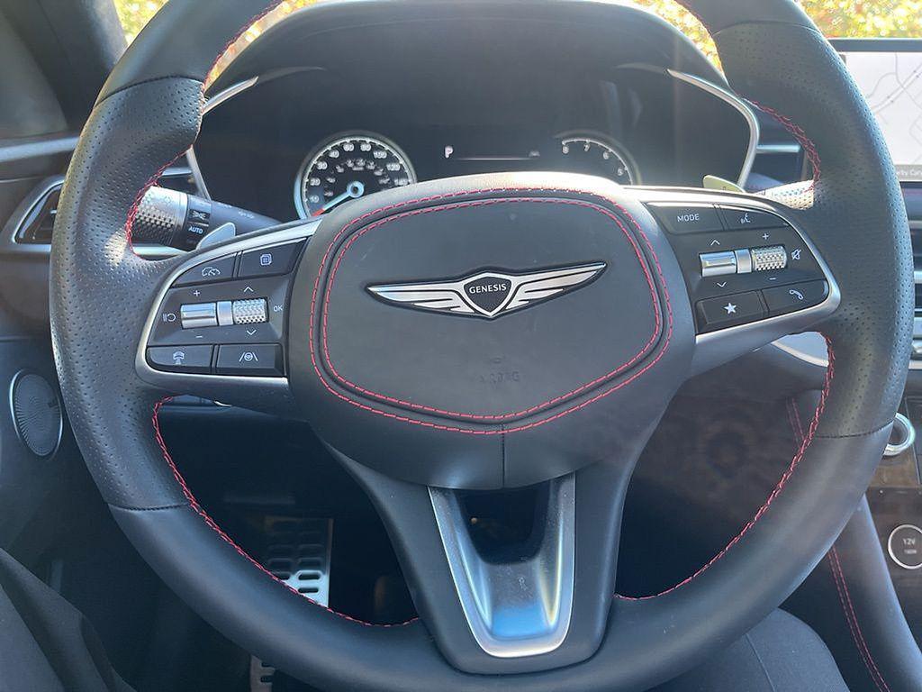 used 2025 Genesis G70 car, priced at $43,498