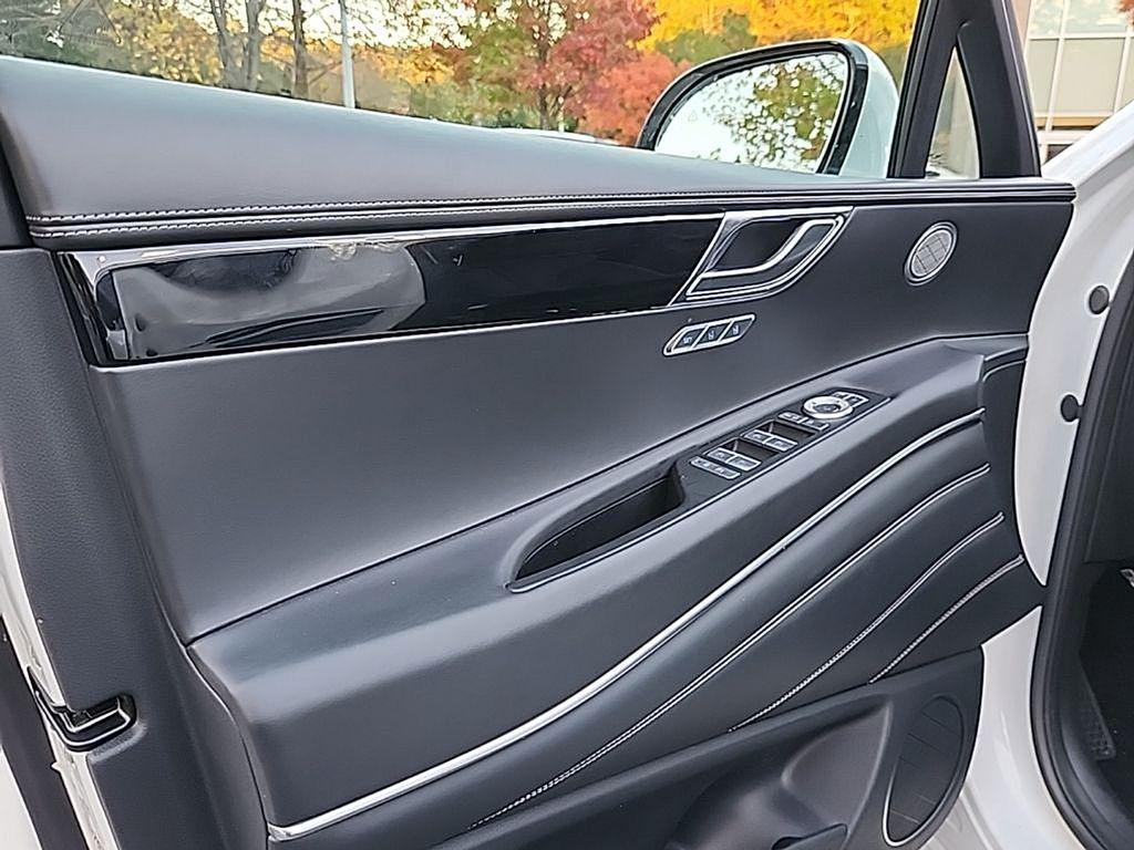 used 2025 Genesis GV80 car, priced at $43,388