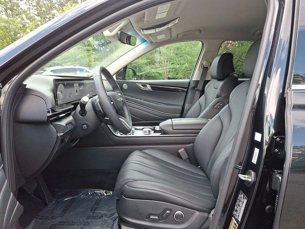 used 2025 Genesis GV80 car, priced at $44,980