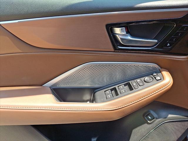 used 2023 Acura MDX car, priced at $38,450