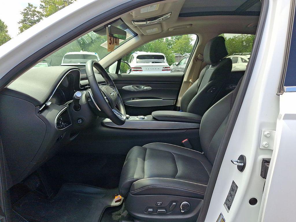 used 2024 Genesis Electrified GV70 car, priced at $36,998
