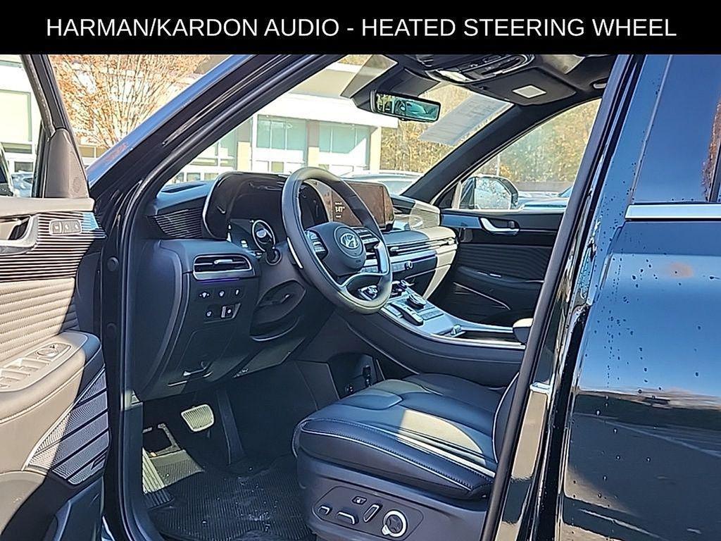used 2025 Hyundai Palisade car, priced at $45,488