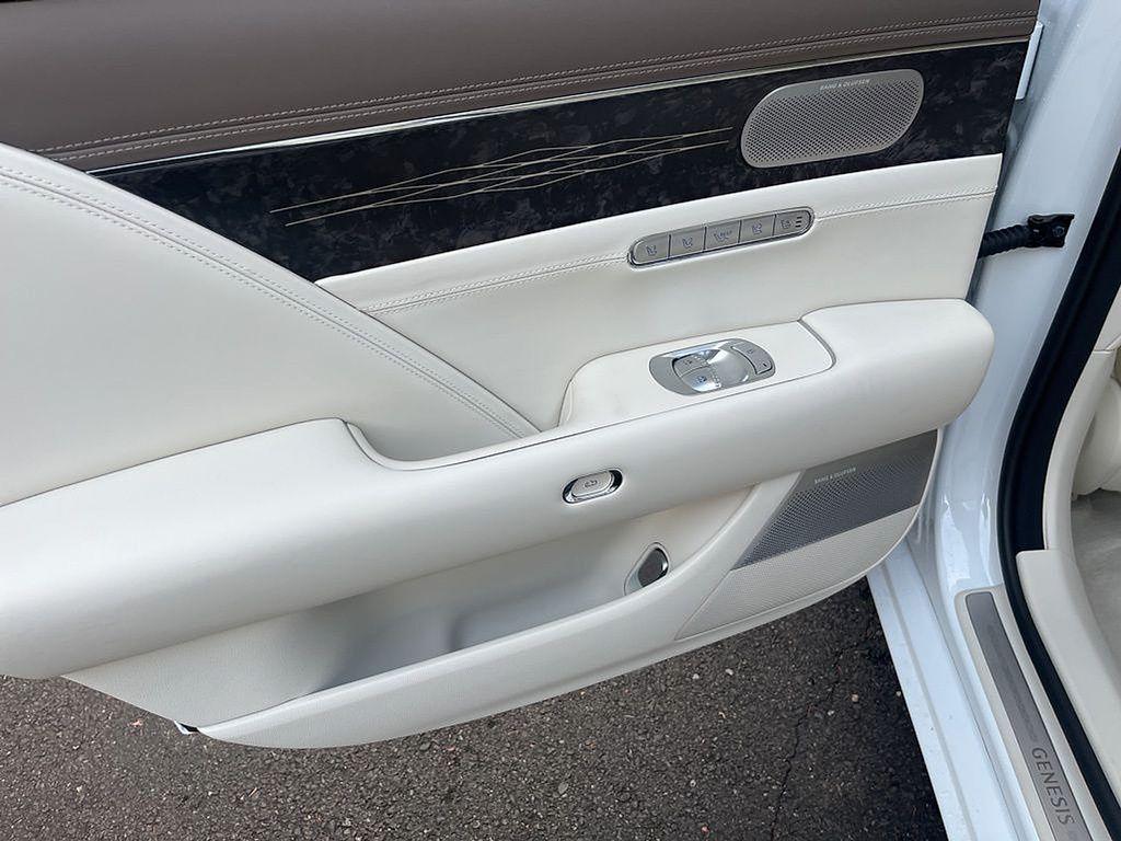 used 2025 Genesis G90 car, priced at $78,990