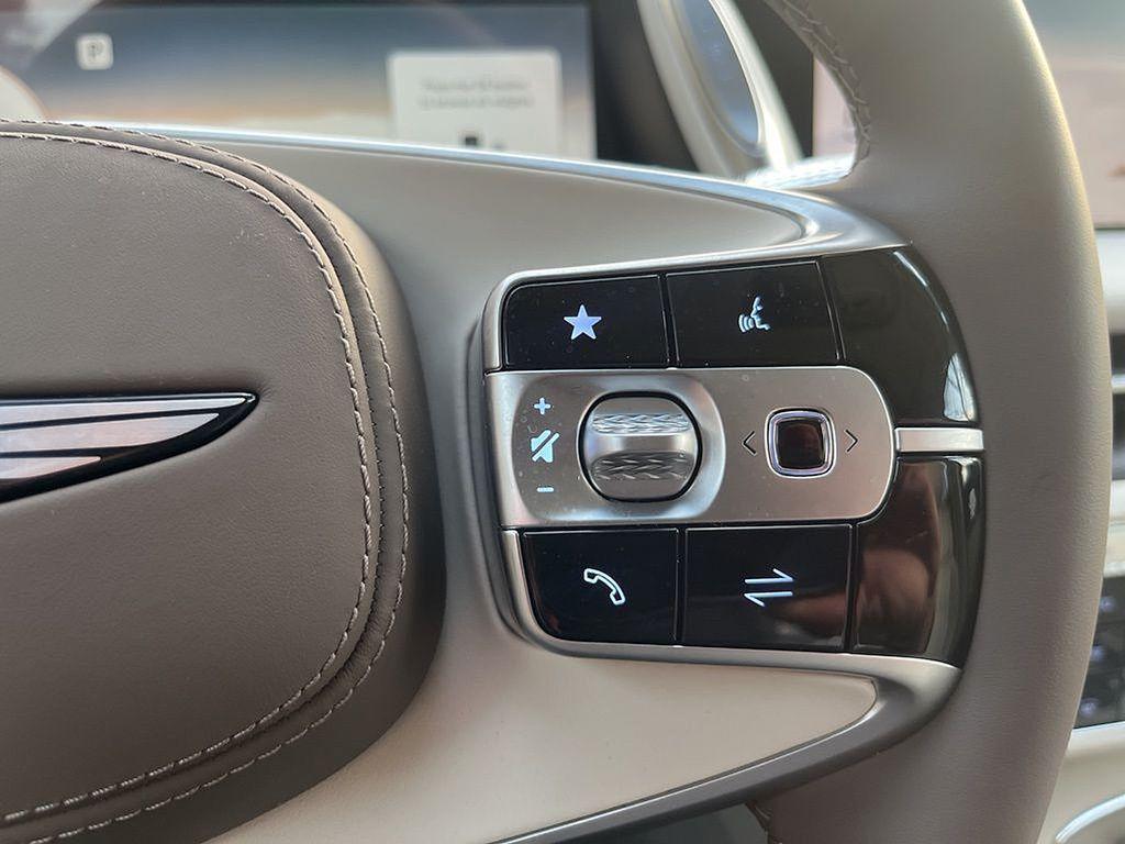 used 2025 Genesis G90 car, priced at $78,990