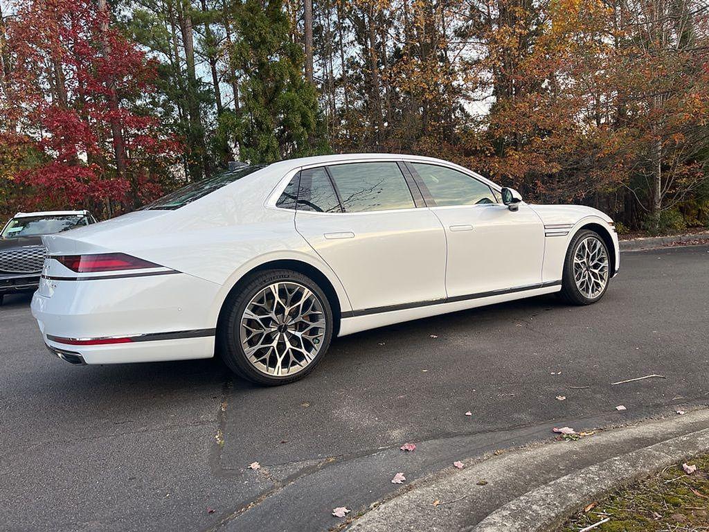 used 2025 Genesis G90 car, priced at $78,990