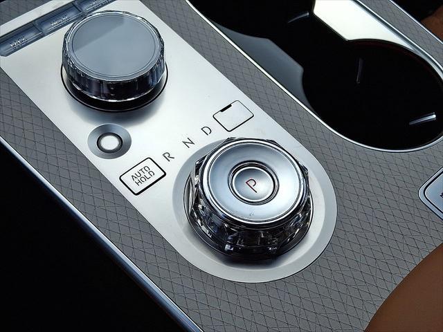 new 2025 Genesis GV80 car, priced at $82,935