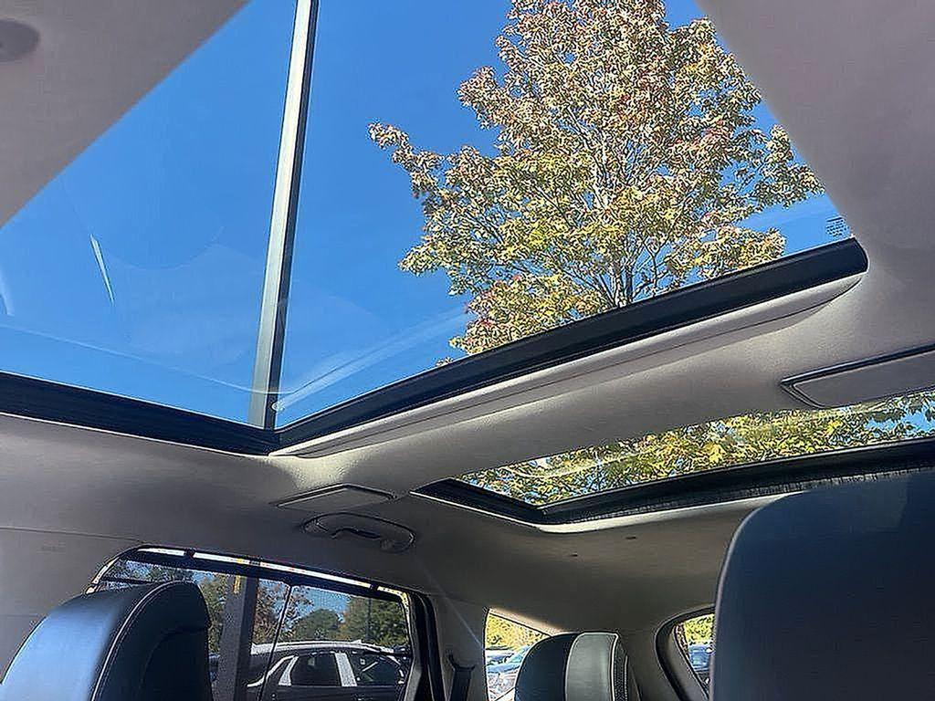 used 2025 Genesis GV80 car, priced at $64,499