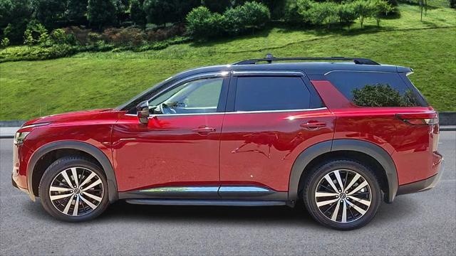 used 2024 Nissan Pathfinder car, priced at $39,890