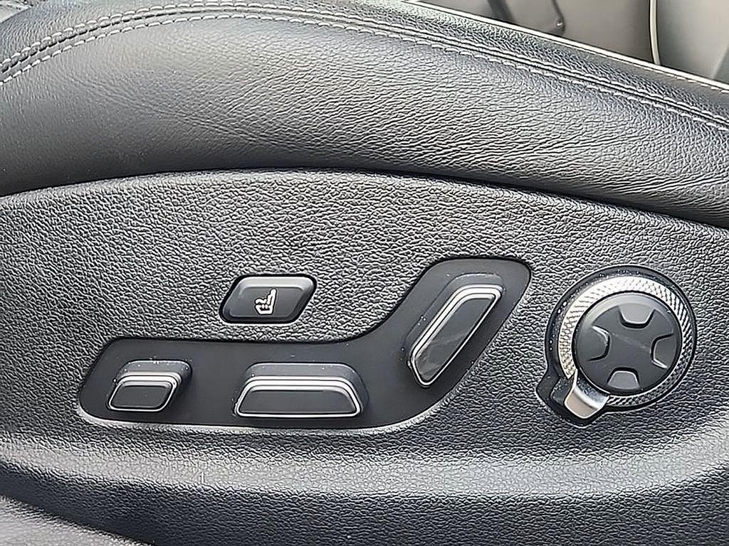 used 2025 Genesis GV70 car, priced at $44,988