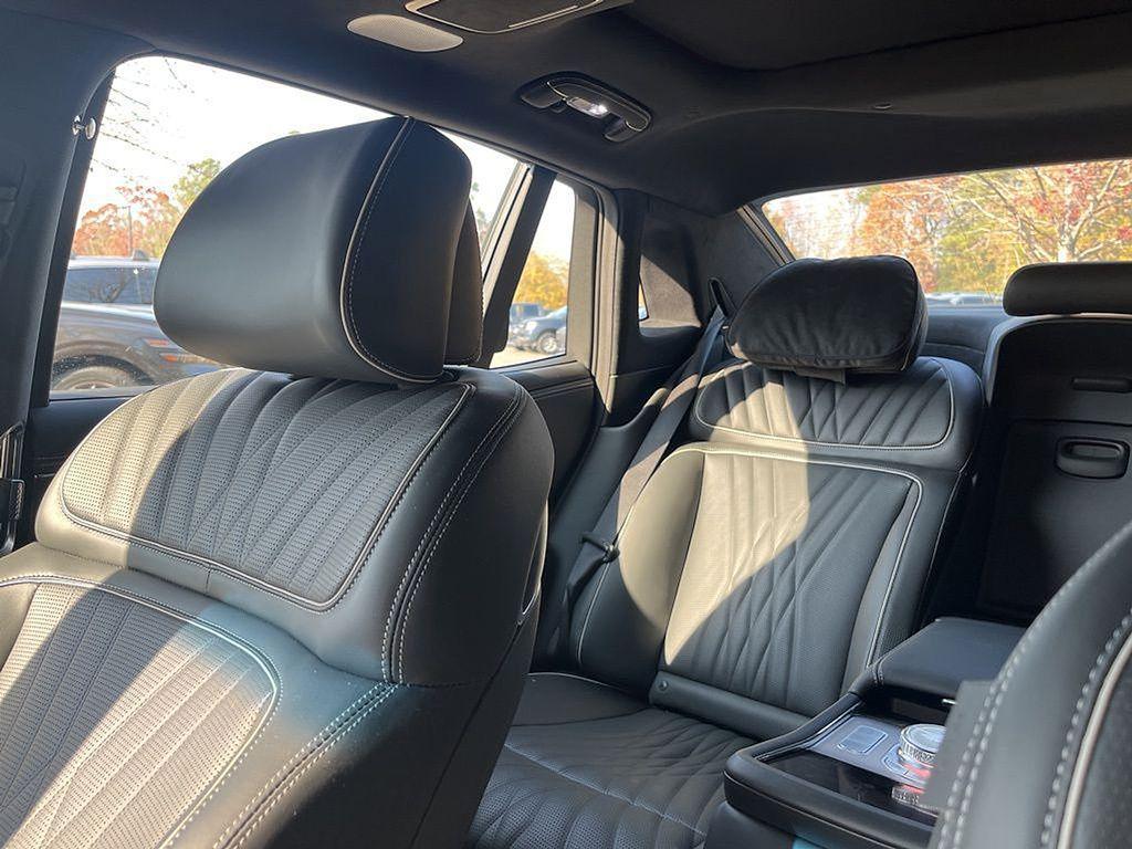 used 2024 Genesis G90 car, priced at $67,990